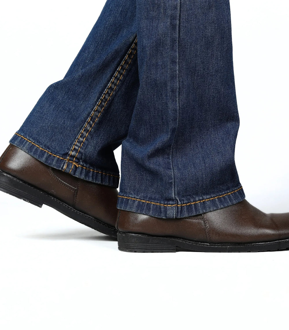 BOOTCUT JEANS