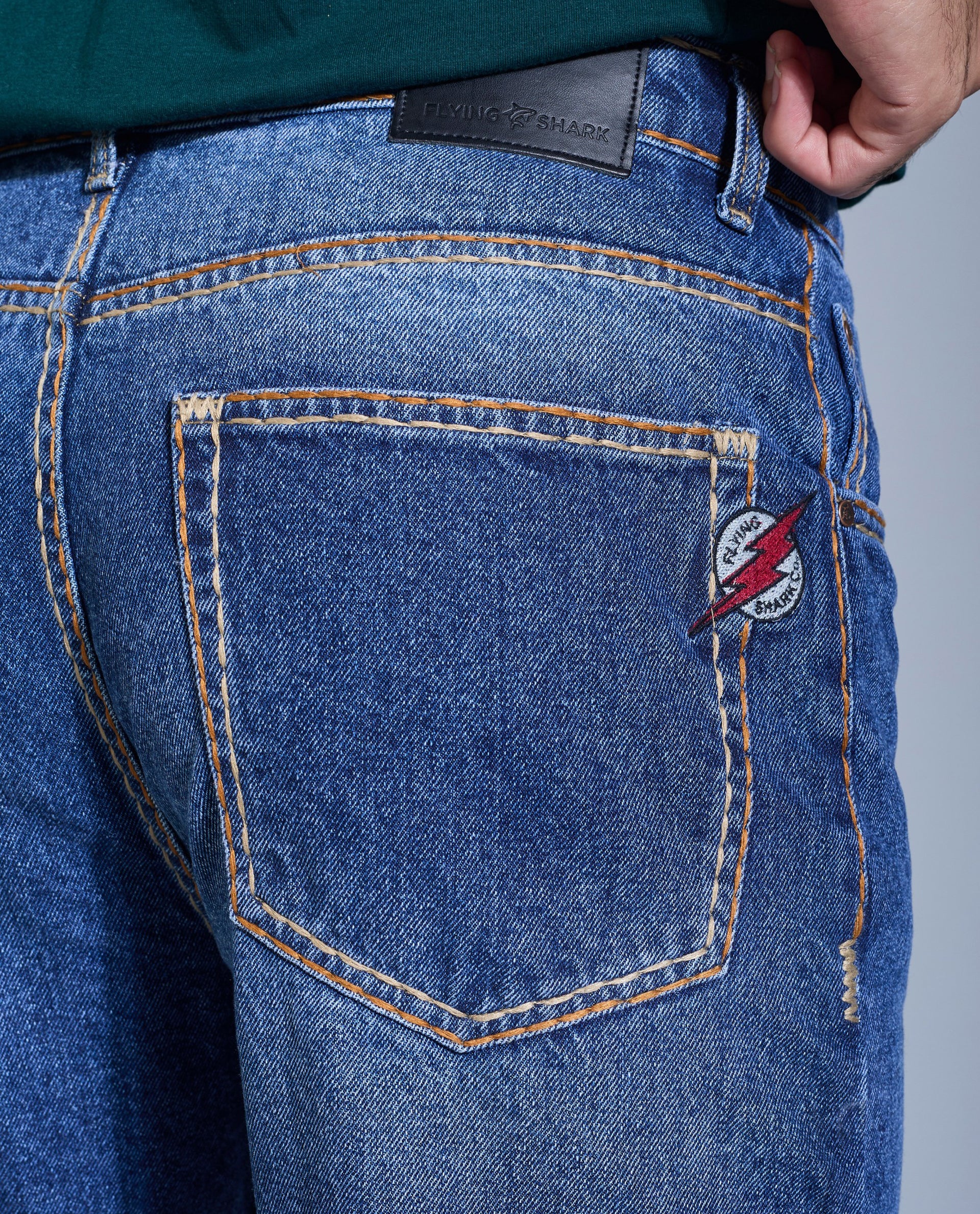 Men’s Contrast Stitching Denim Jeans