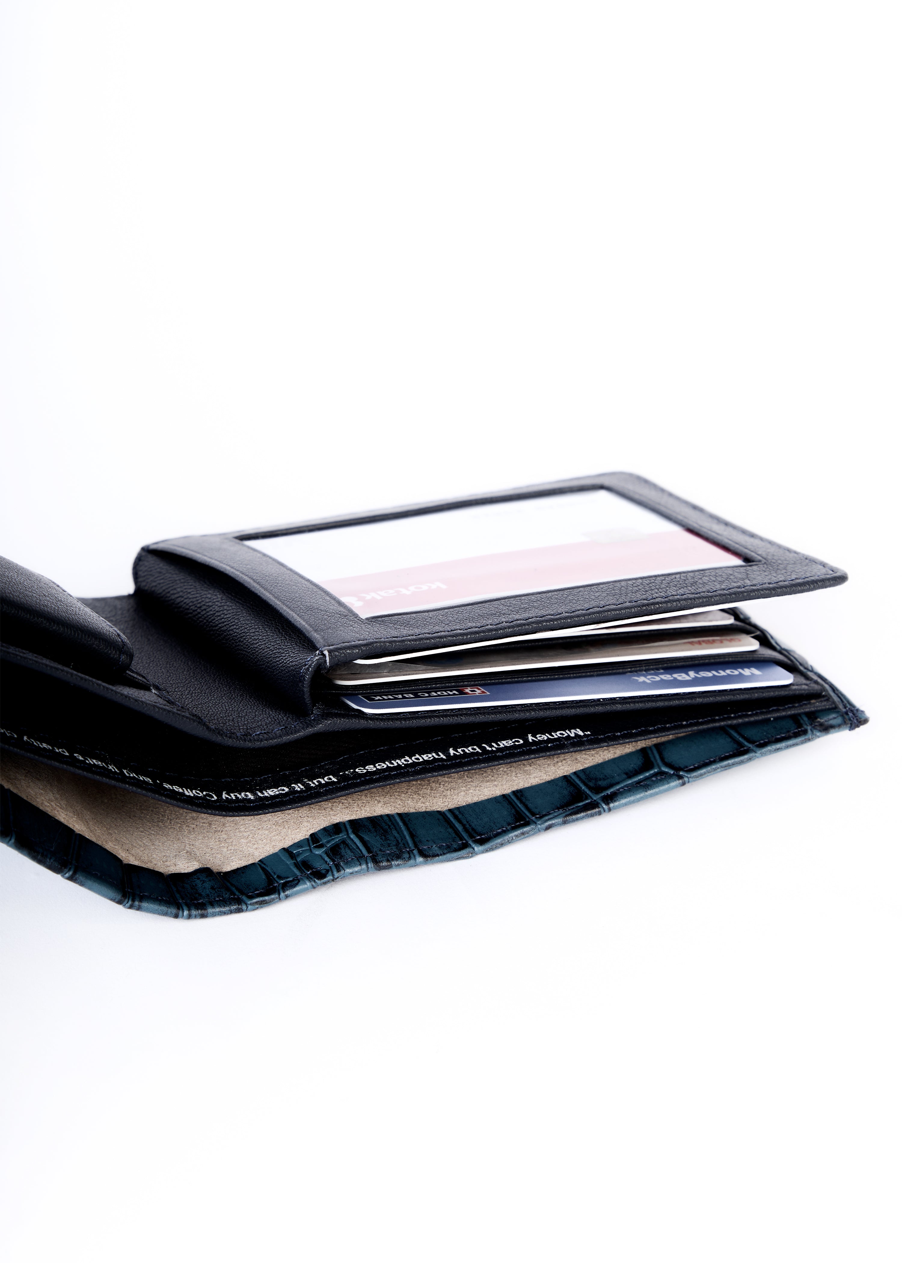 Flying Shark Tan Leather Wallet – Elegance Meets Functionality