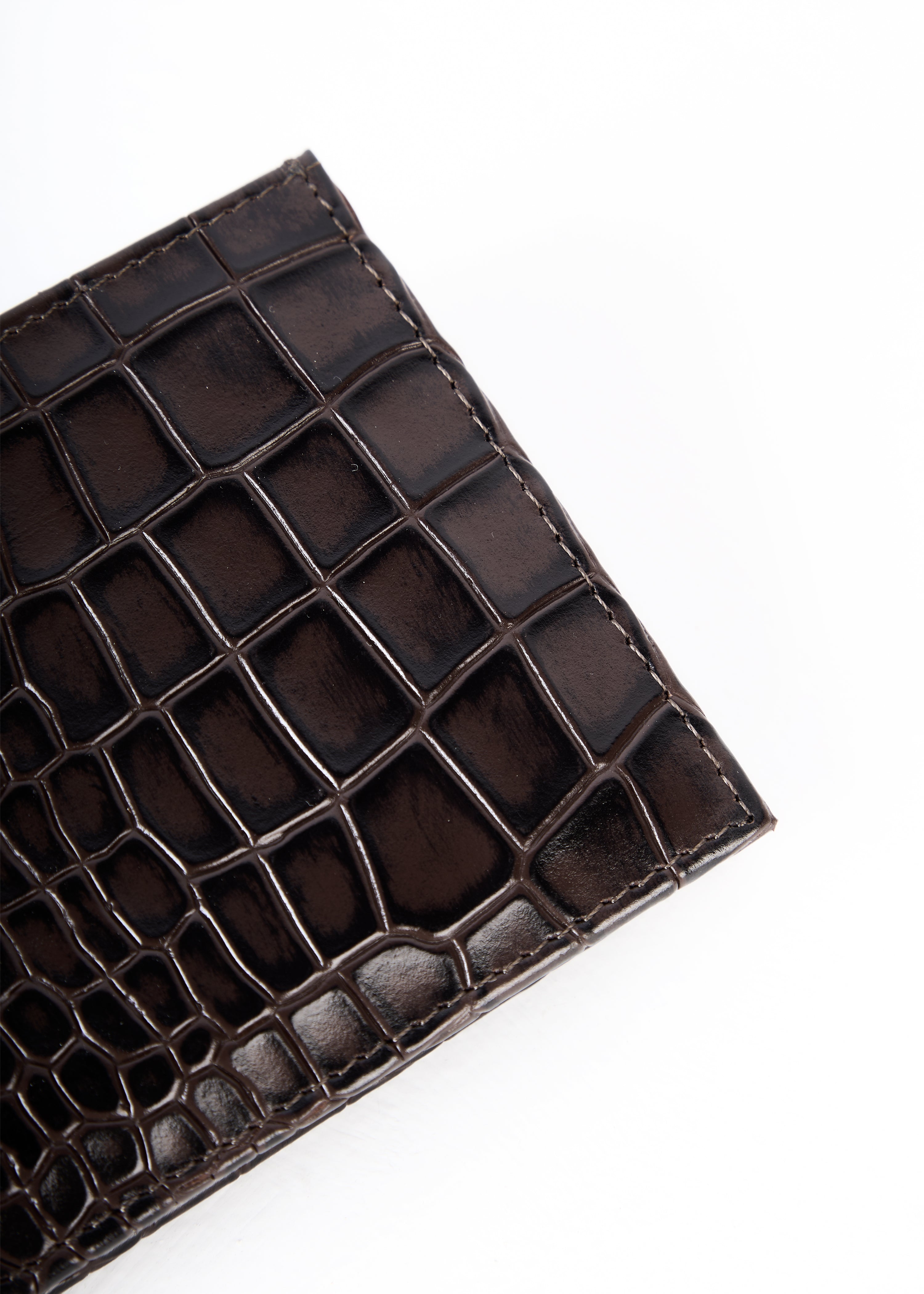 Flying Shark Tan Leather Wallet – Elegance Meets Functionality