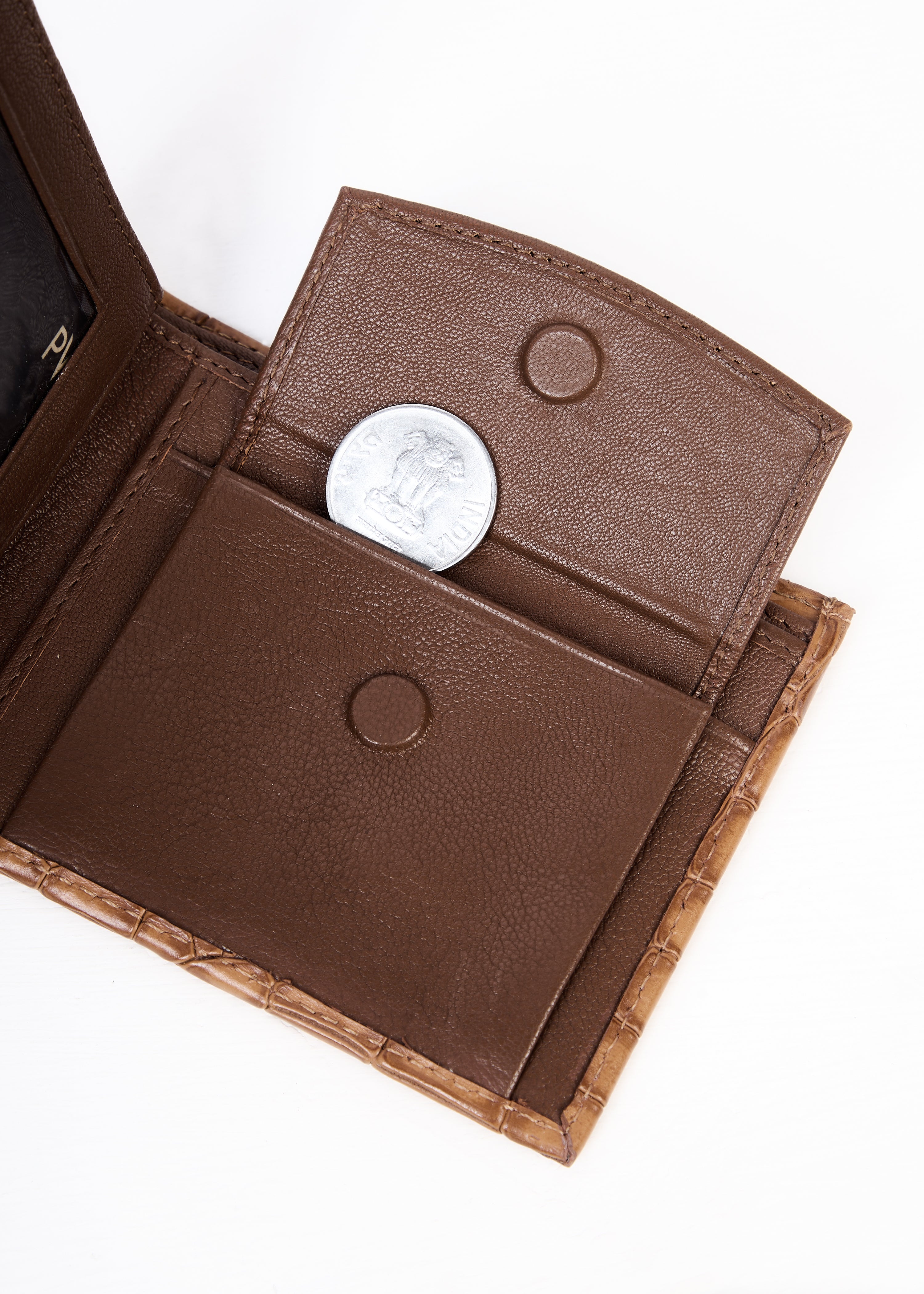 Flying Shark Blue Leather Wallet – Elegance Meets Functionality